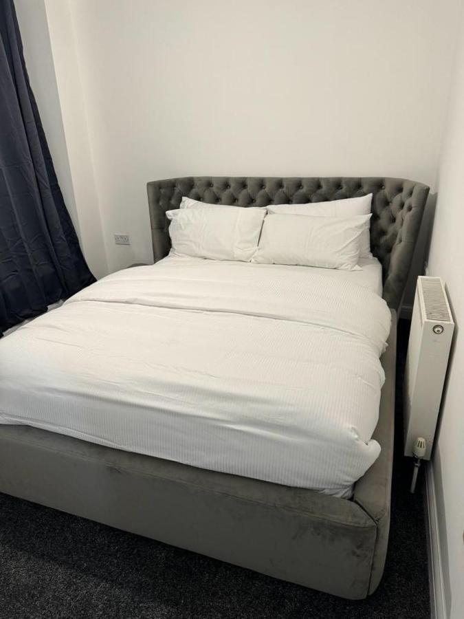 Luxury Apartments Dagenham Eksteriør bilde