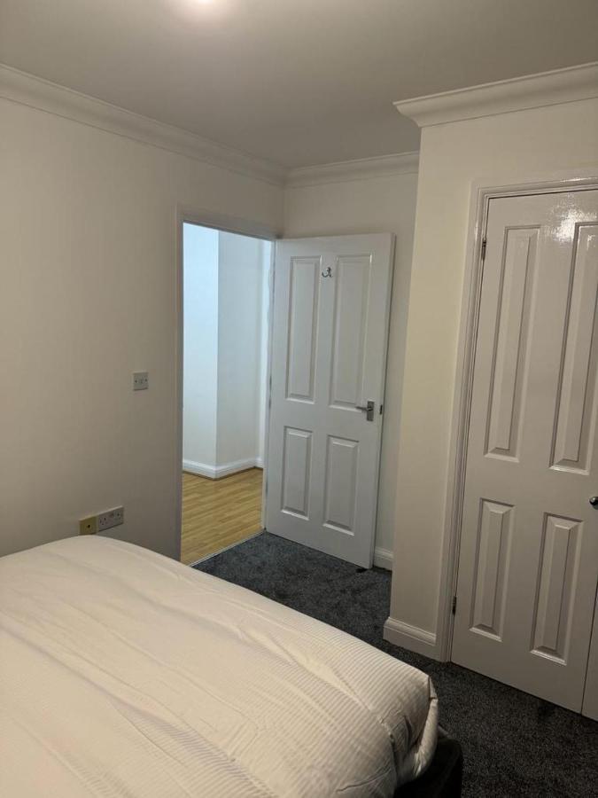 Luxury Apartments Dagenham Eksteriør bilde